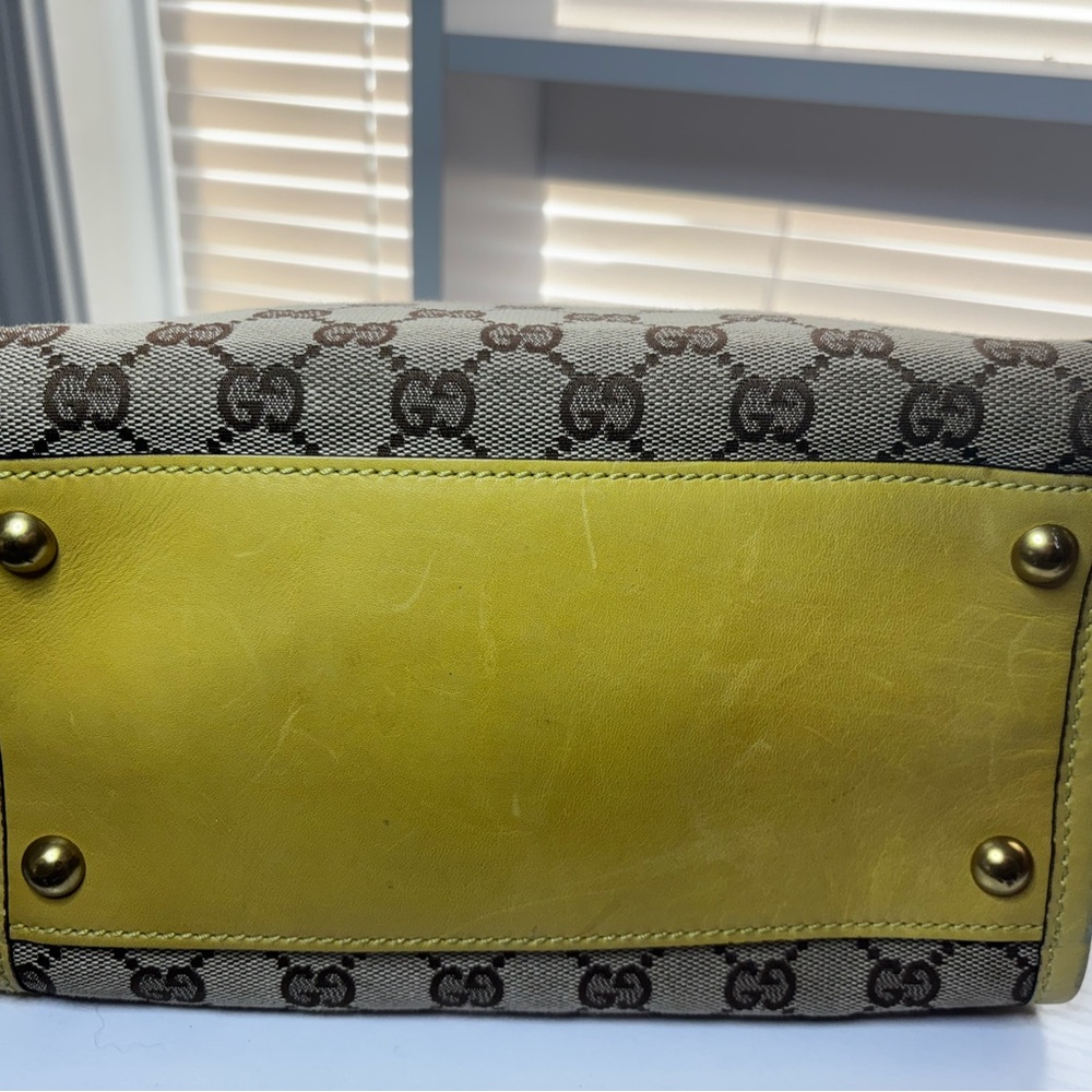 GUCCI GG Canvas Shoulder Bag Beige Yellow - Picture 7 of 12